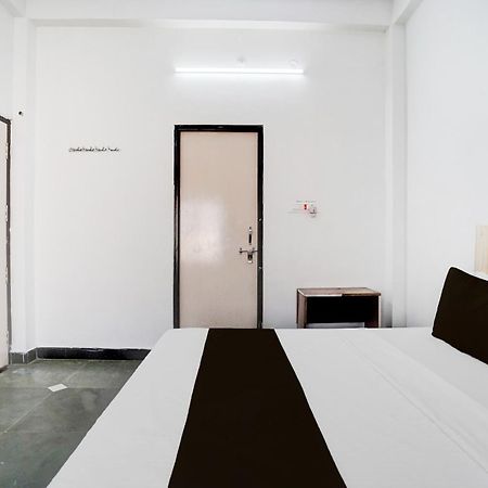 Hotel O Ramdut Palace Guest House Faizābād 외부 사진