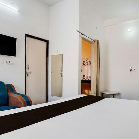 Hotel O Ramdut Palace Guest House Faizābād 외부 사진